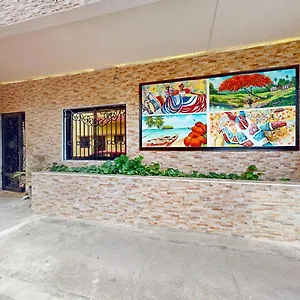 3* Hotel Tau Art